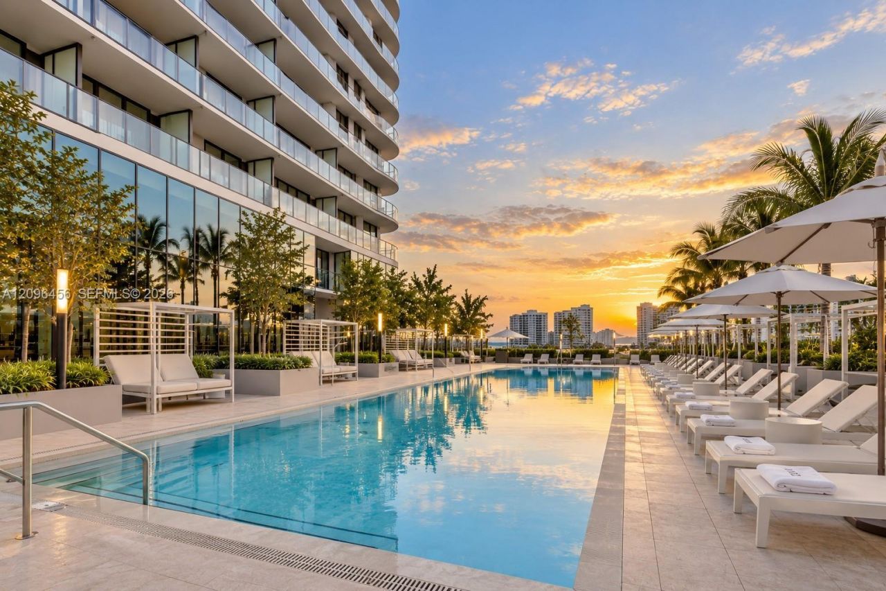580 72nd St , Unit 804, Miami Beach, FL 33141 Photo