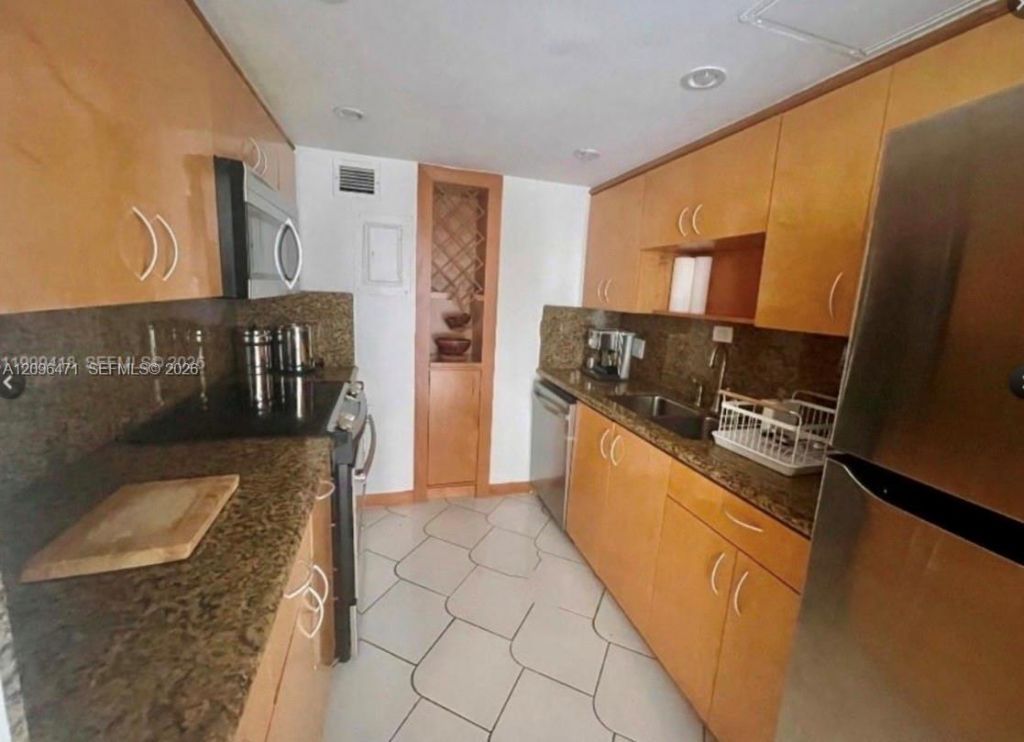 900 Bay Dr , Unit 311, Miami Beach, FL 33141 Photo