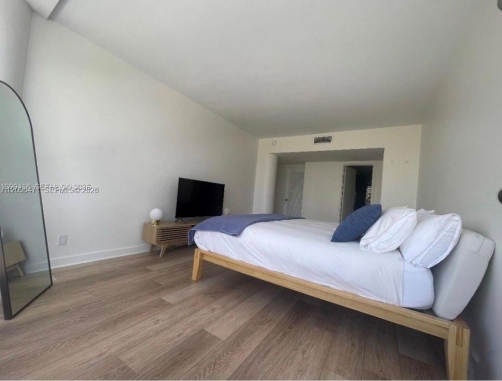 900 Bay Dr , Unit 311, Miami Beach, FL 33141 Photo