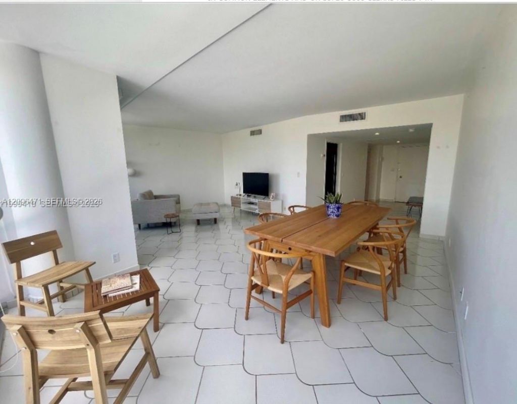 900 Bay Dr , Unit 311, Miami Beach, FL 33141 Photo