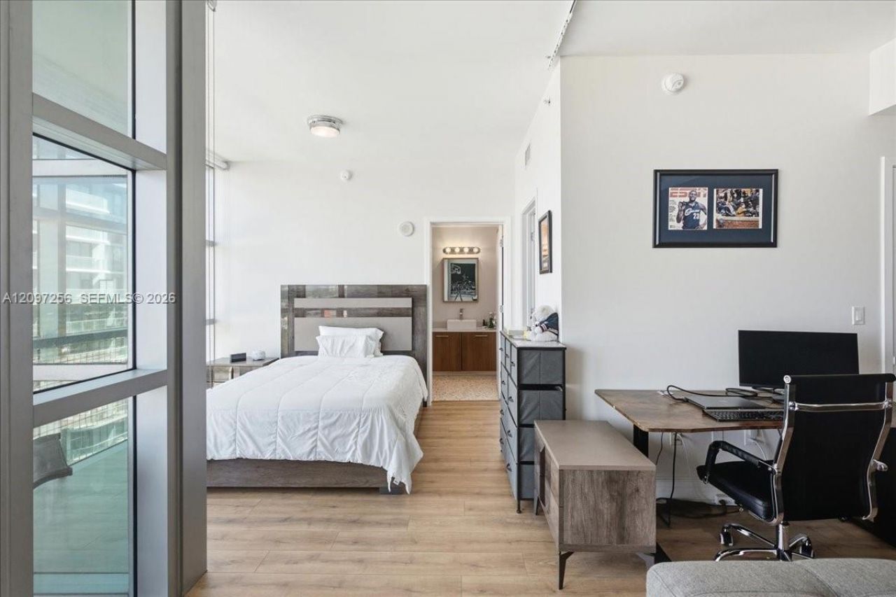 3301 NE 1st Ave, Unit H2413, Miami, FL 33137 Photo