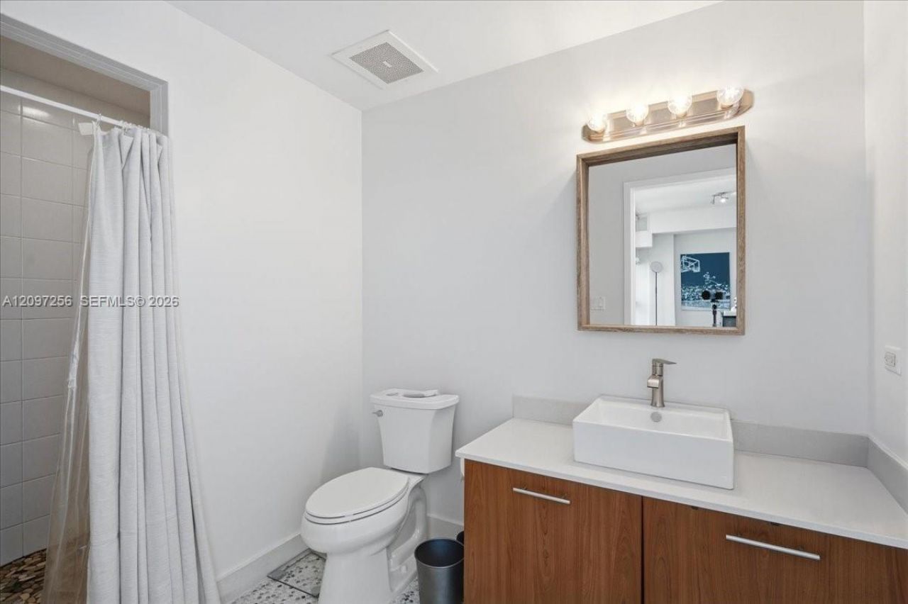 3301 NE 1st Ave, Unit H2413, Miami, FL 33137 Photo