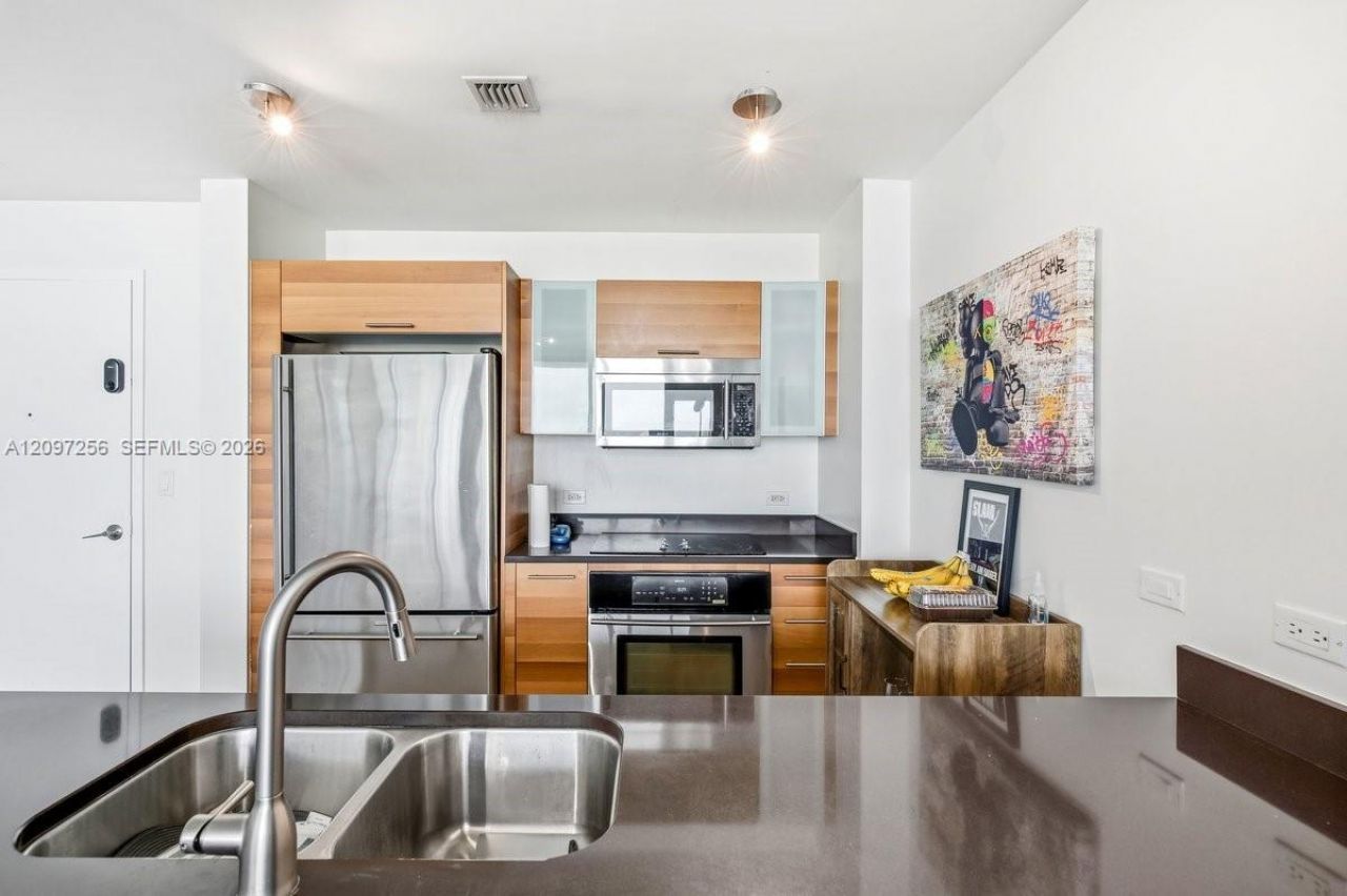3301 NE 1st Ave, Unit H2413, Miami, FL 33137 Photo