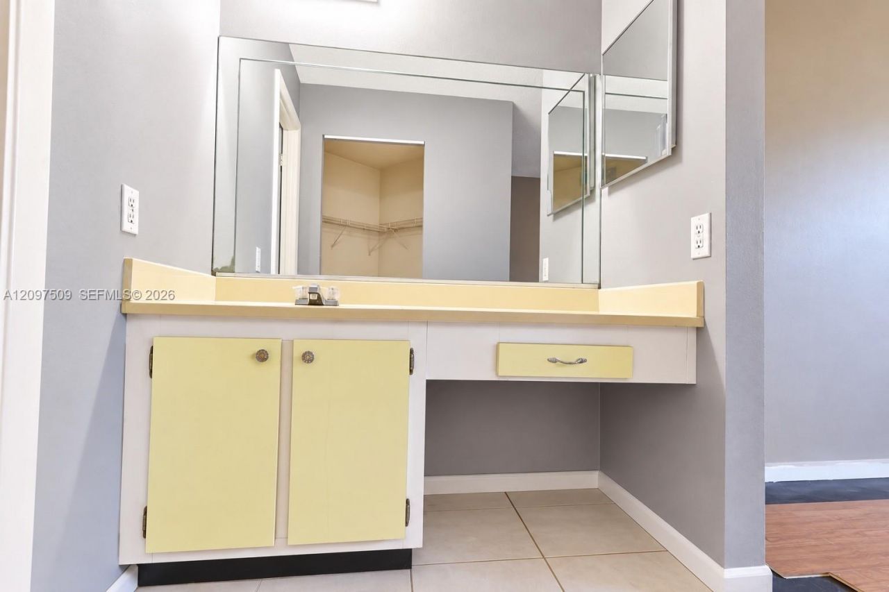 9091 Lime Bay Blvd, Unit 103, Tamarac, FL 33321 Photo