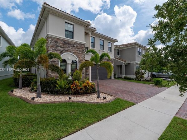 8475 NW 39th Ct , Coral Springs, FL 33065