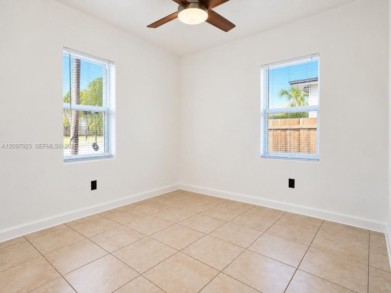 632 NW 14th Ter , Fort Lauderdale, FL 33311 Photo