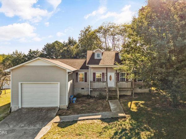 135 Lees Chapel Rd, Sweetwater, TN 37874