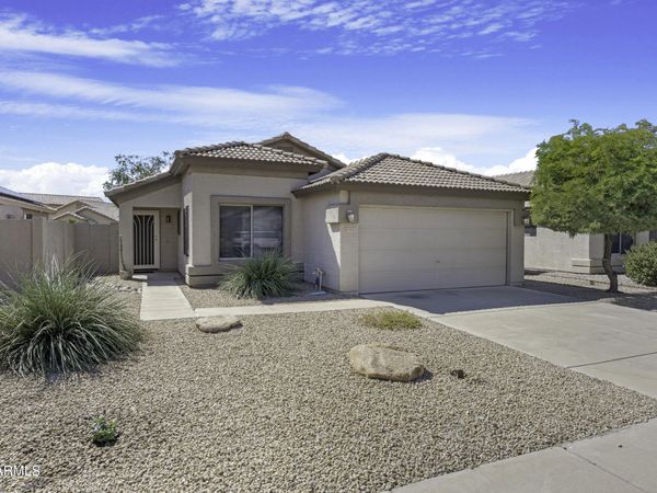 5423 W Sands Road, Glendale, AZ 85301