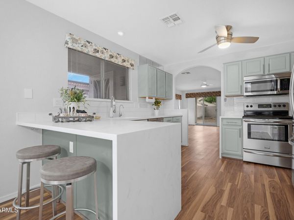 5423 W Sands Road, Glendale, AZ 85301