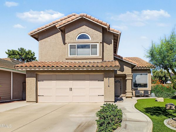 2114 E NEW BEDFORD Drive, Gilbert, AZ 85234