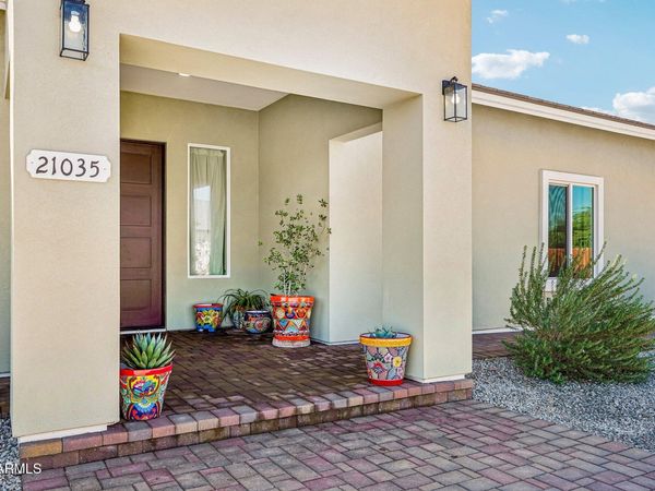 21035 W OCOTILLO Avenue, Buckeye, AZ 85326