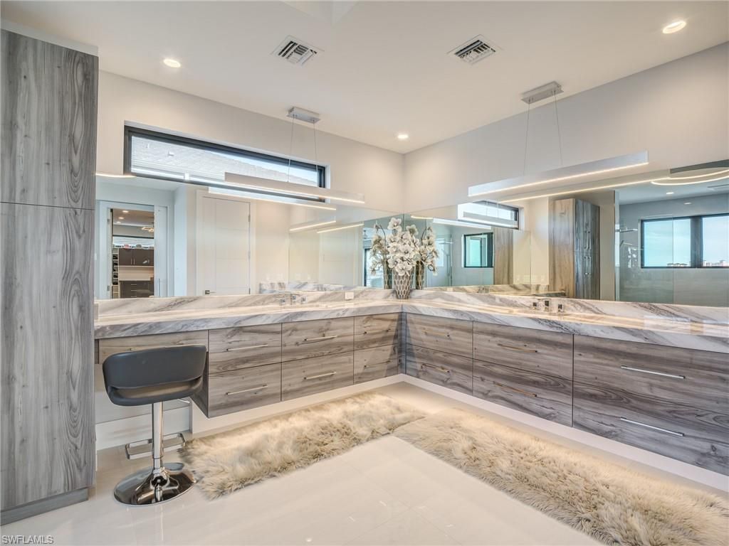 841 San Carlos Dr, Fort Myers Beach, FL 33931 Photo