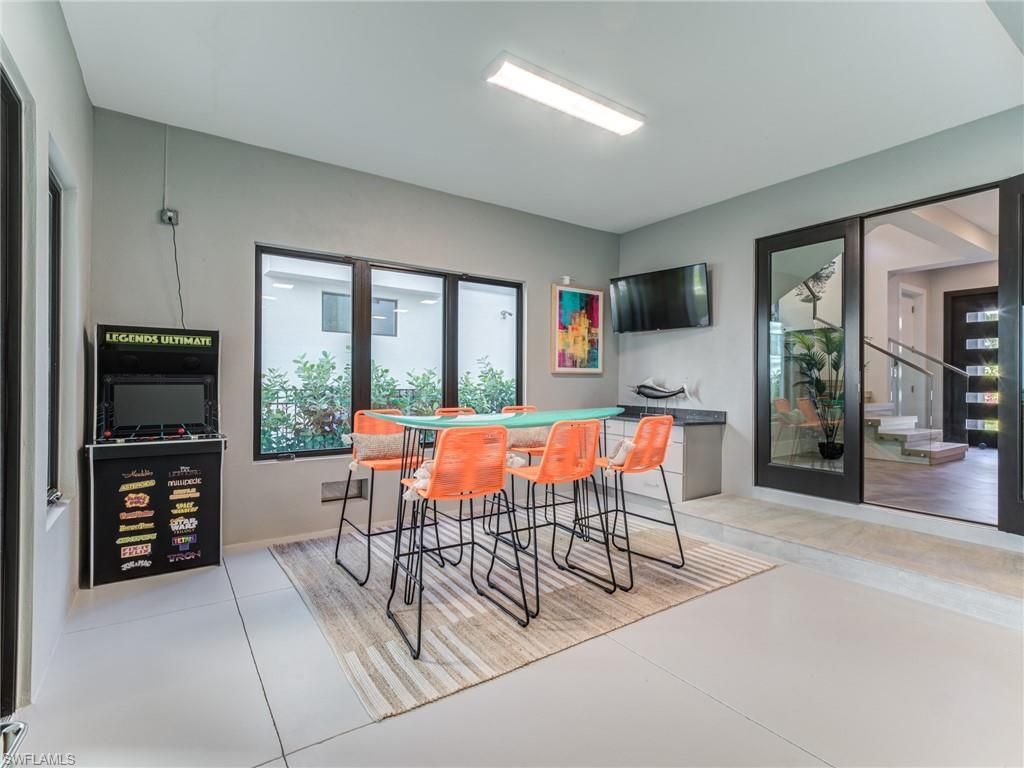 841 San Carlos Dr, Fort Myers Beach, FL 33931 Photo