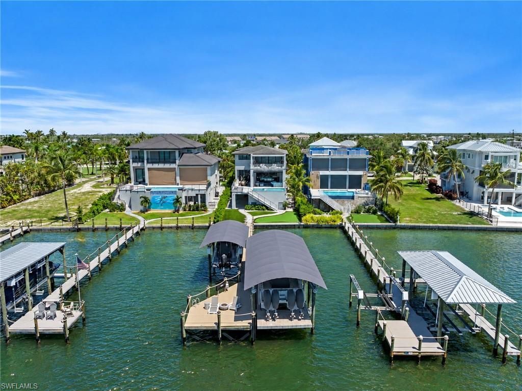 841 San Carlos Dr, Fort Myers Beach, FL 33931 Photo