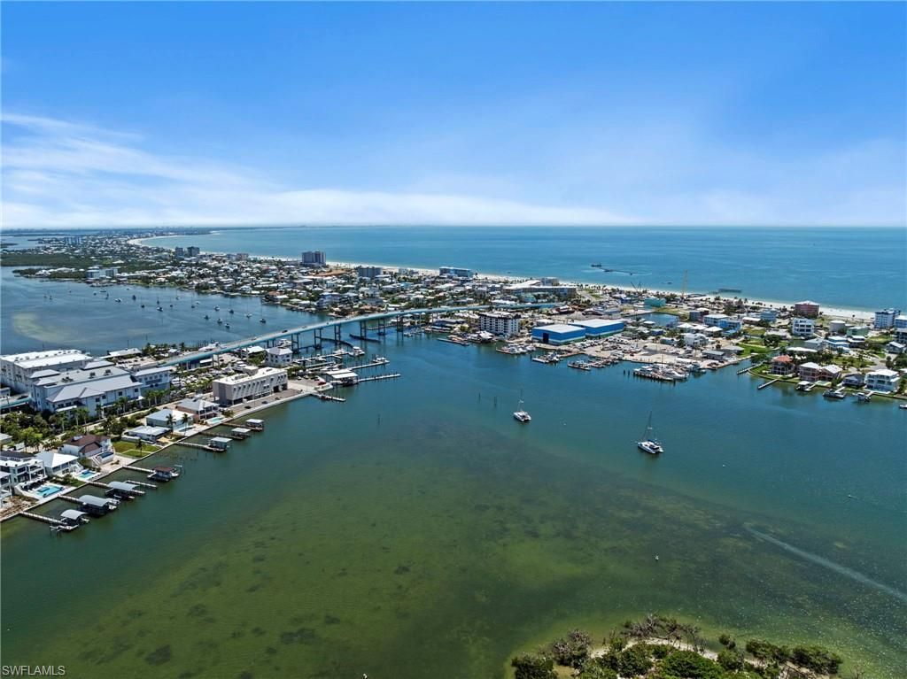 841 San Carlos Dr, Fort Myers Beach, FL 33931 Photo