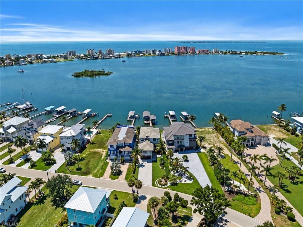 841 San Carlos Dr, Fort Myers Beach, FL 33931 Photo