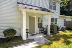 1849 Beechwood Road photo 4