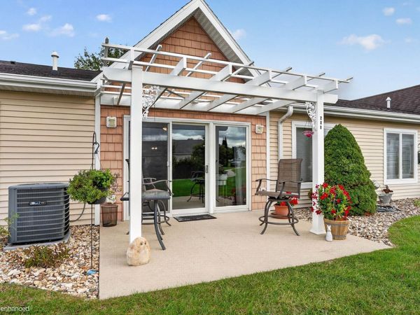 4305 Autumn Ridge Road, Unit 208, Cedar Falls, IA 50613