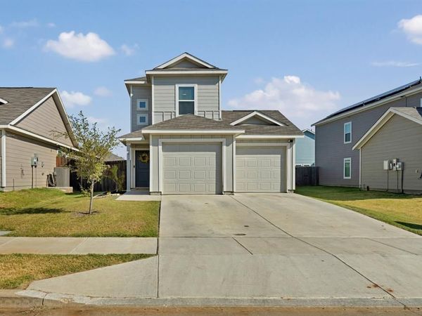 1417 Silver Spruce Lane , Fort Worth, TX 76140