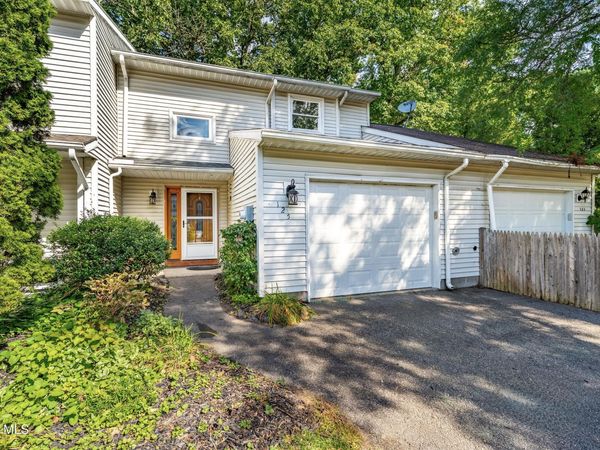 125 Tallow Wood Drive, Clifton Park, NY 12065