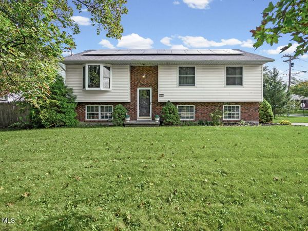 320 Whiteview Road, Wynantskill, NY 12198