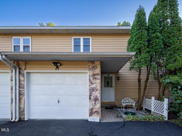 84 Velina Drive, Albany, NY 12203