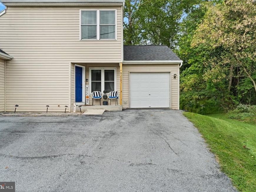 9113 Joyce Lane, Hummelstown, PA 17036 Main Photo