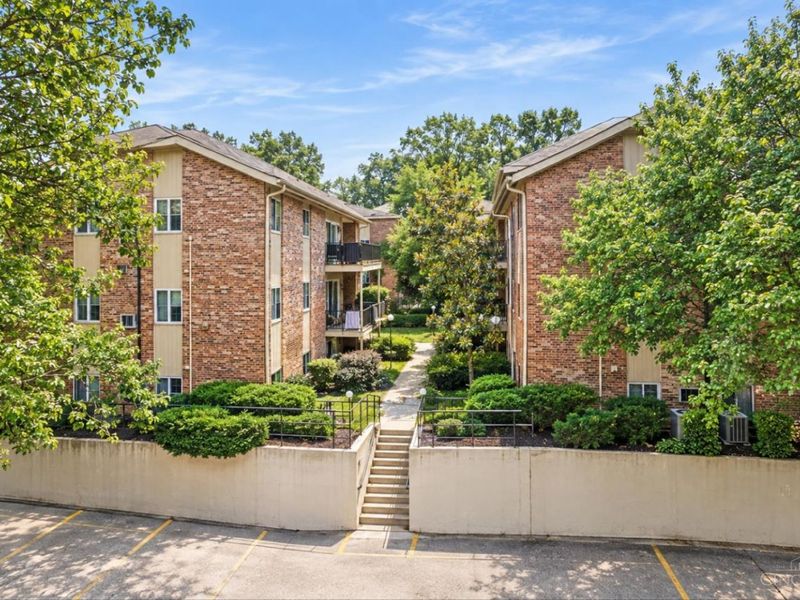3069 Alpine, Unit 11, Cincinnati, OH 45208 Photo 1