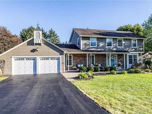 7 Barben Circle, Mendon, NY 14506