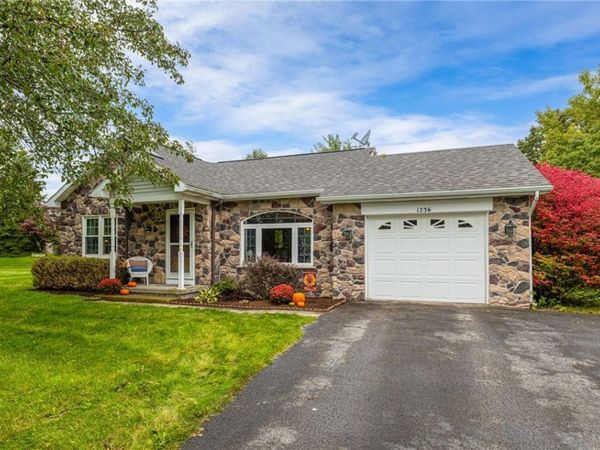 1236 Glen Carlyn Dr Drive, Farmington, NY 14425