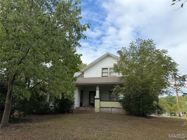 1202 S Main Street, De Soto, MO 63020