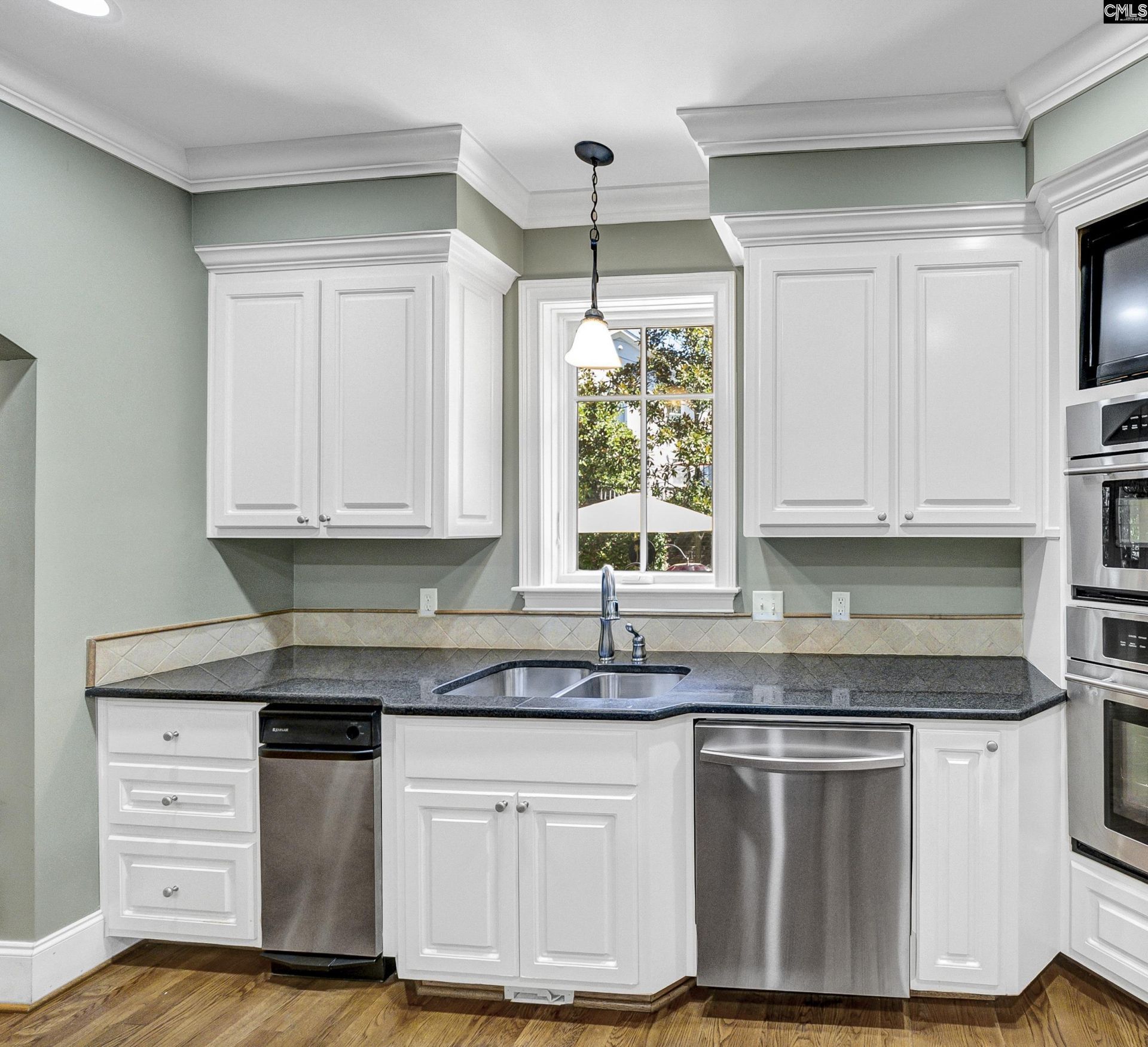 824 Beltline Boulevard Photo 23
