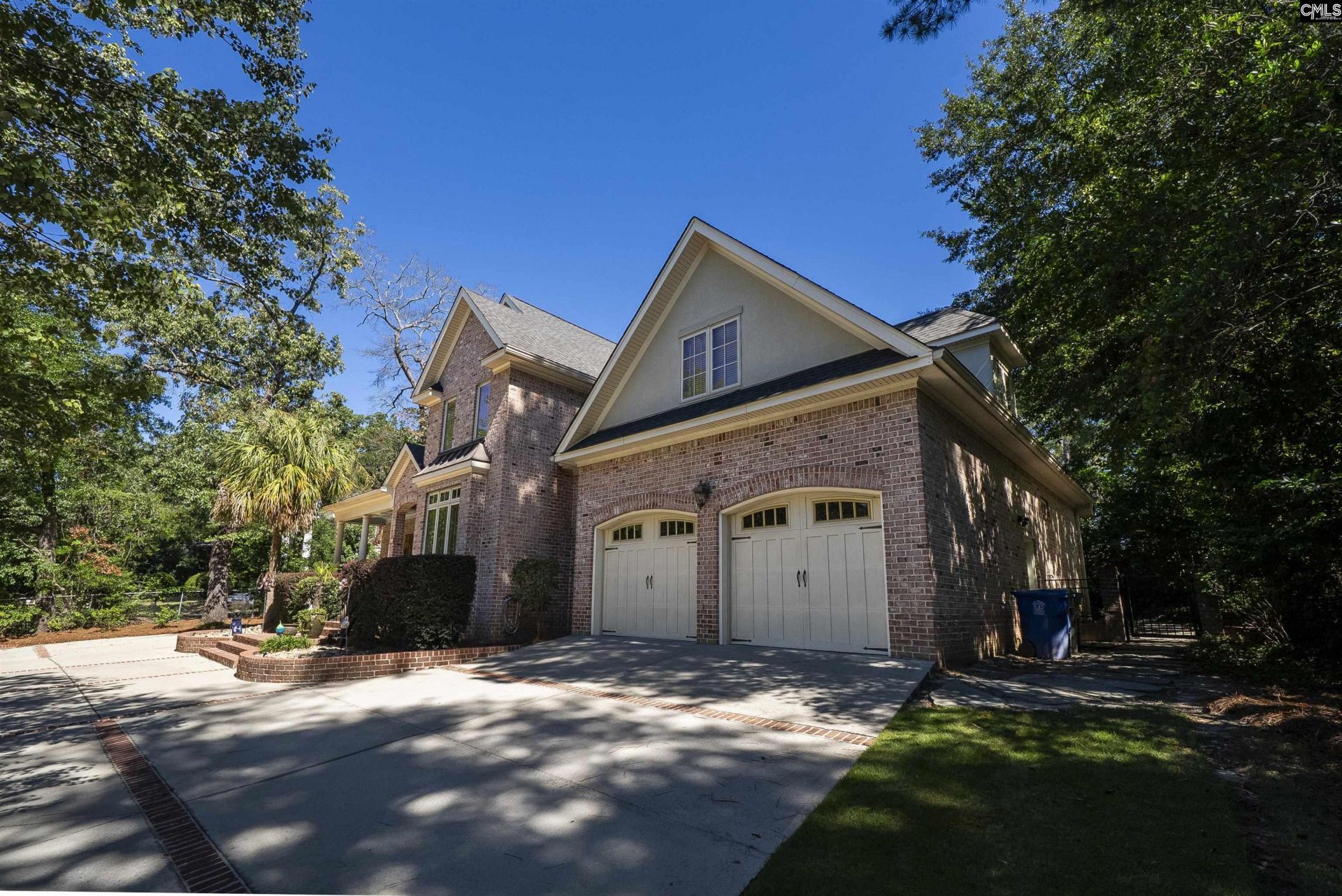 824 Beltline Boulevard Photo 4