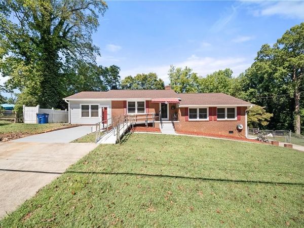 2613 Ellerbe Avenue , Winston-Salem, NC 27127