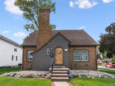 1312 S Harvey Street, Plymouth, Mi 48170