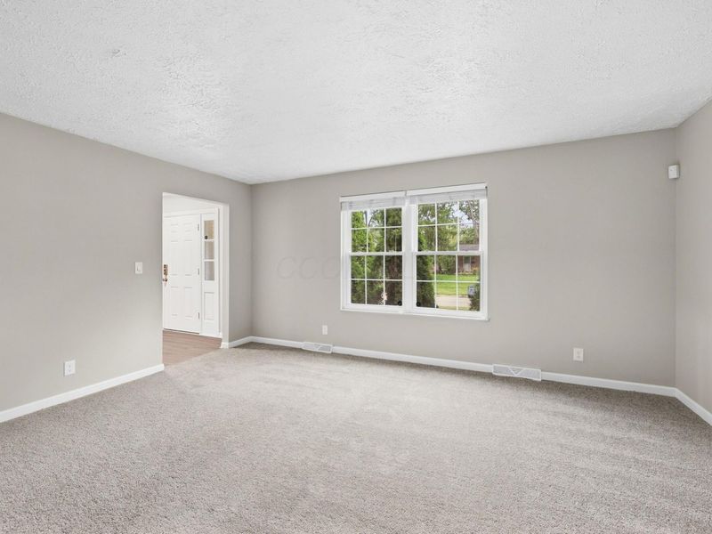 6593 Red Coach Lane, Reynoldsburg, OH 43068 Photo 13
