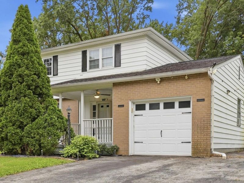 6593 Red Coach Lane, Reynoldsburg, OH 43068 Photo 3
