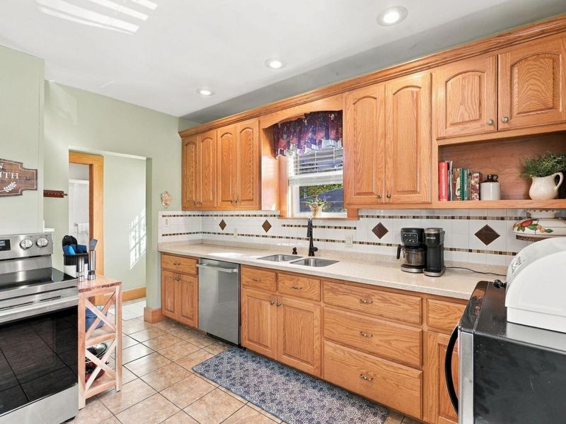 1012 E 5th Avenue, Lancaster, OH 43130 Photo 17