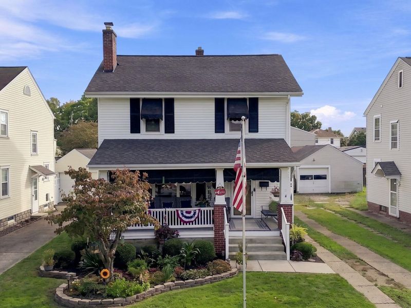 1012 E 5th Avenue, Lancaster, OH 43130 Photo 2