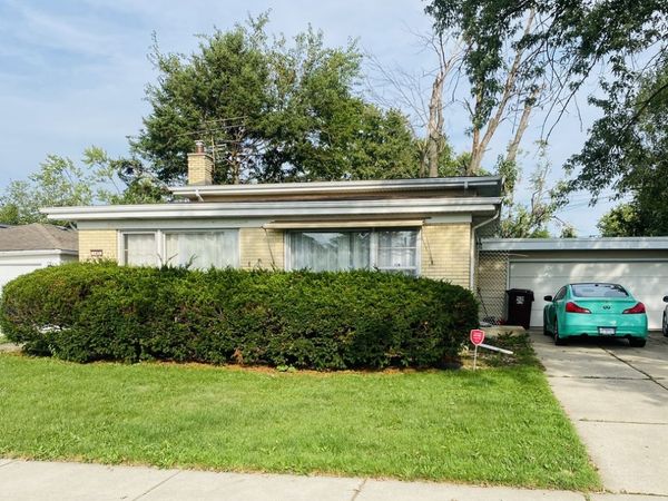 145 Grace Lane , Chicago Heights, IL 60411