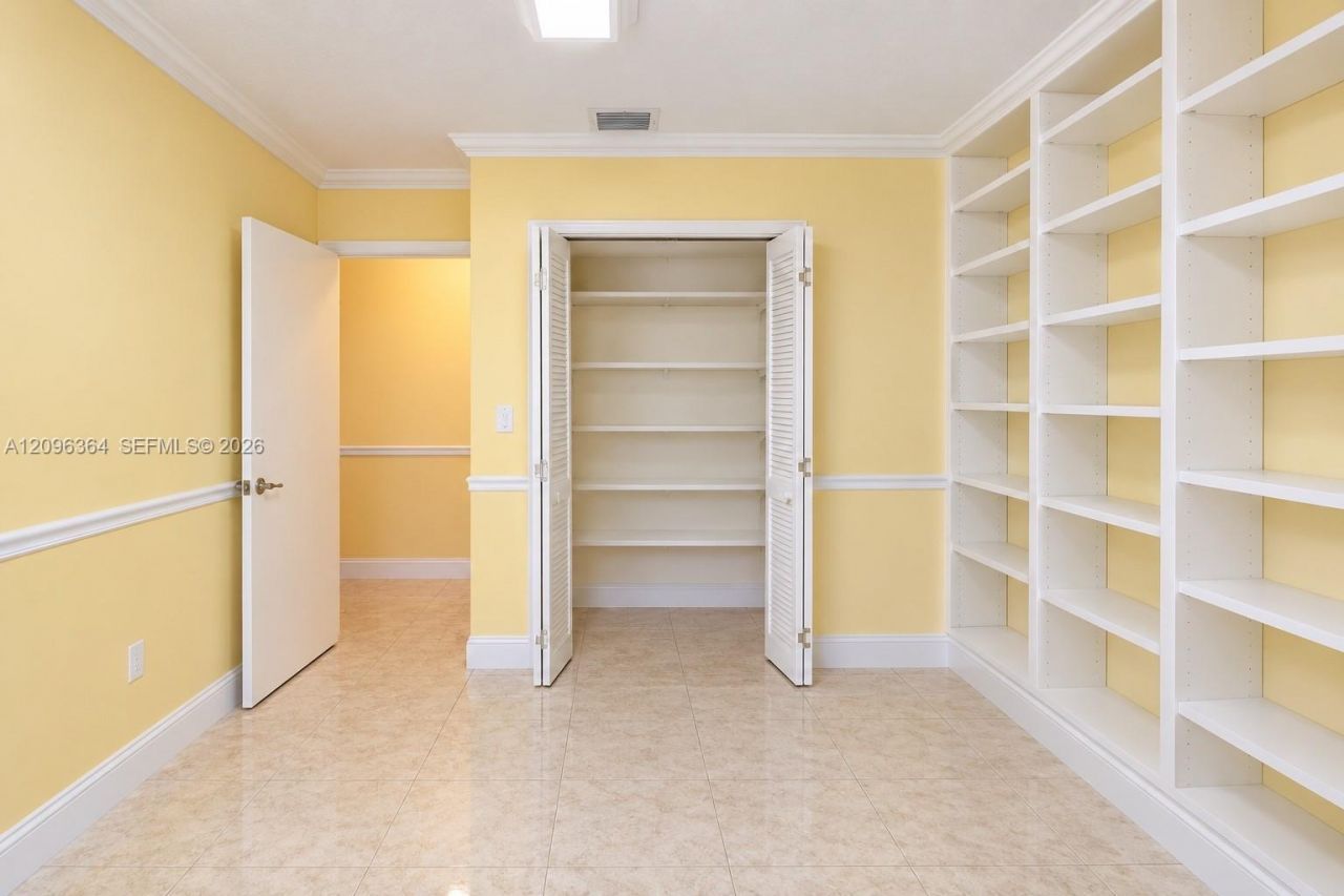 13211 SW 2nd St , Miami, FL 33184 Photo