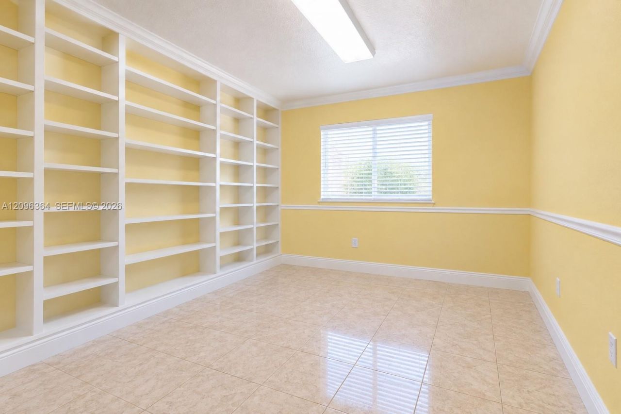 13211 SW 2nd St , Miami, FL 33184 Photo