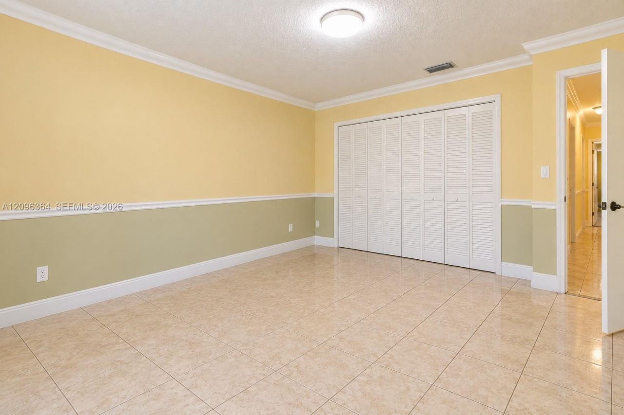 13211 SW 2nd St , Miami, FL 33184 Photo