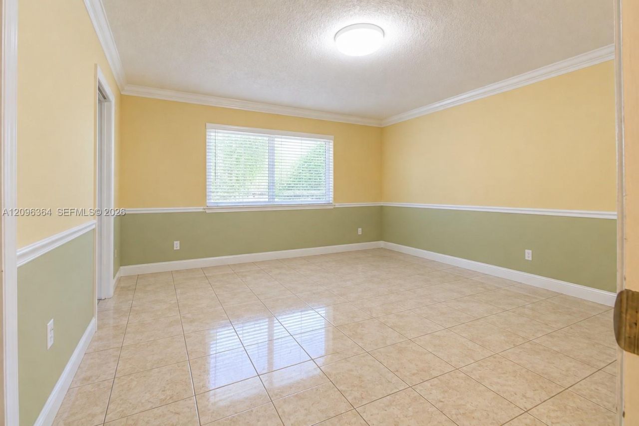 13211 SW 2nd St , Miami, FL 33184 Photo