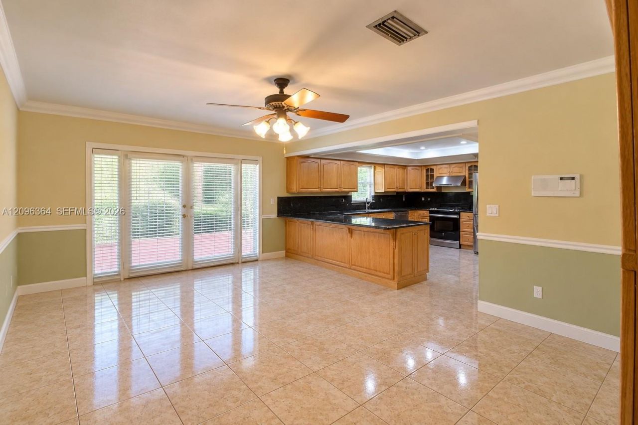 13211 SW 2nd St , Miami, FL 33184 Photo