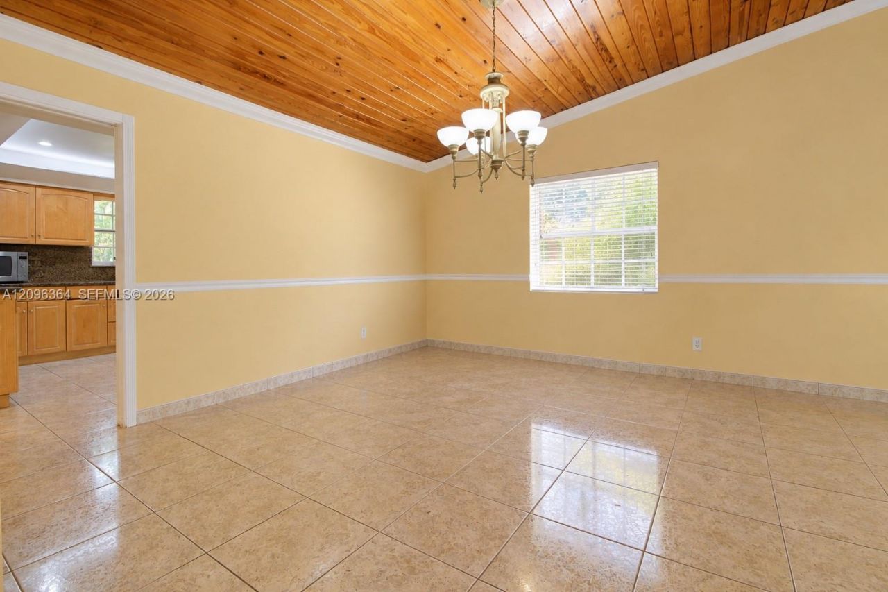 13211 SW 2nd St , Miami, FL 33184 Photo