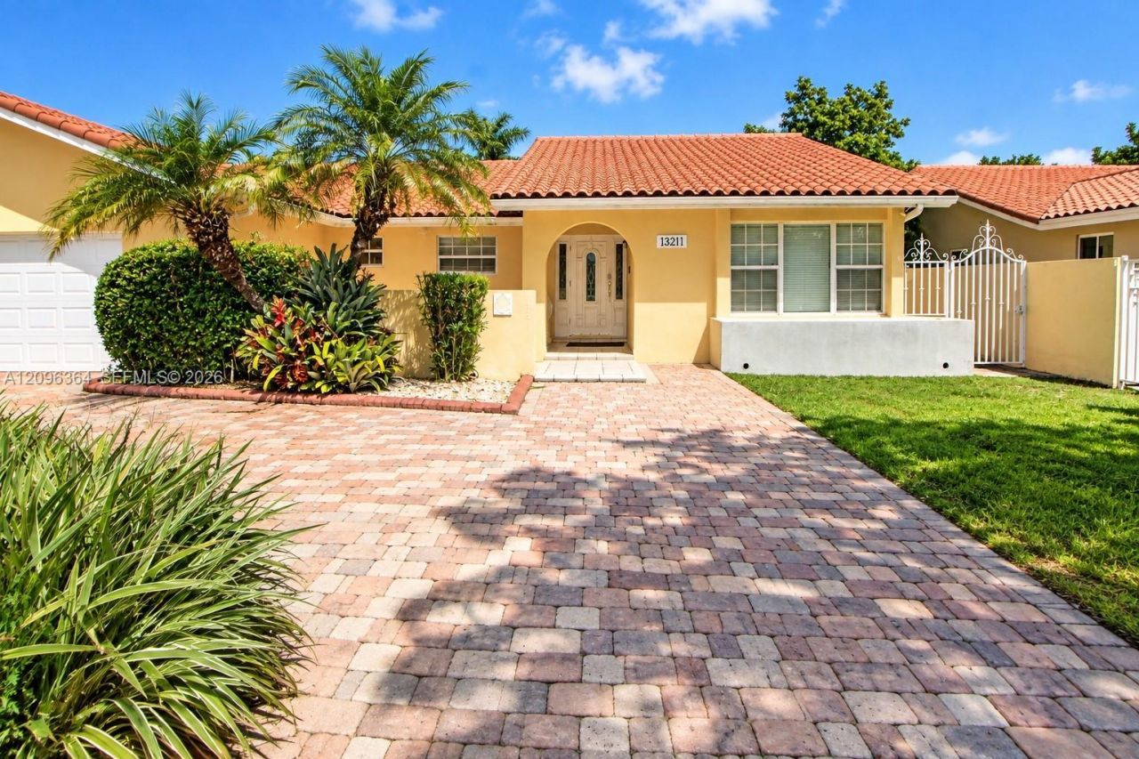13211 SW 2nd St , Miami, FL 33184 Photo