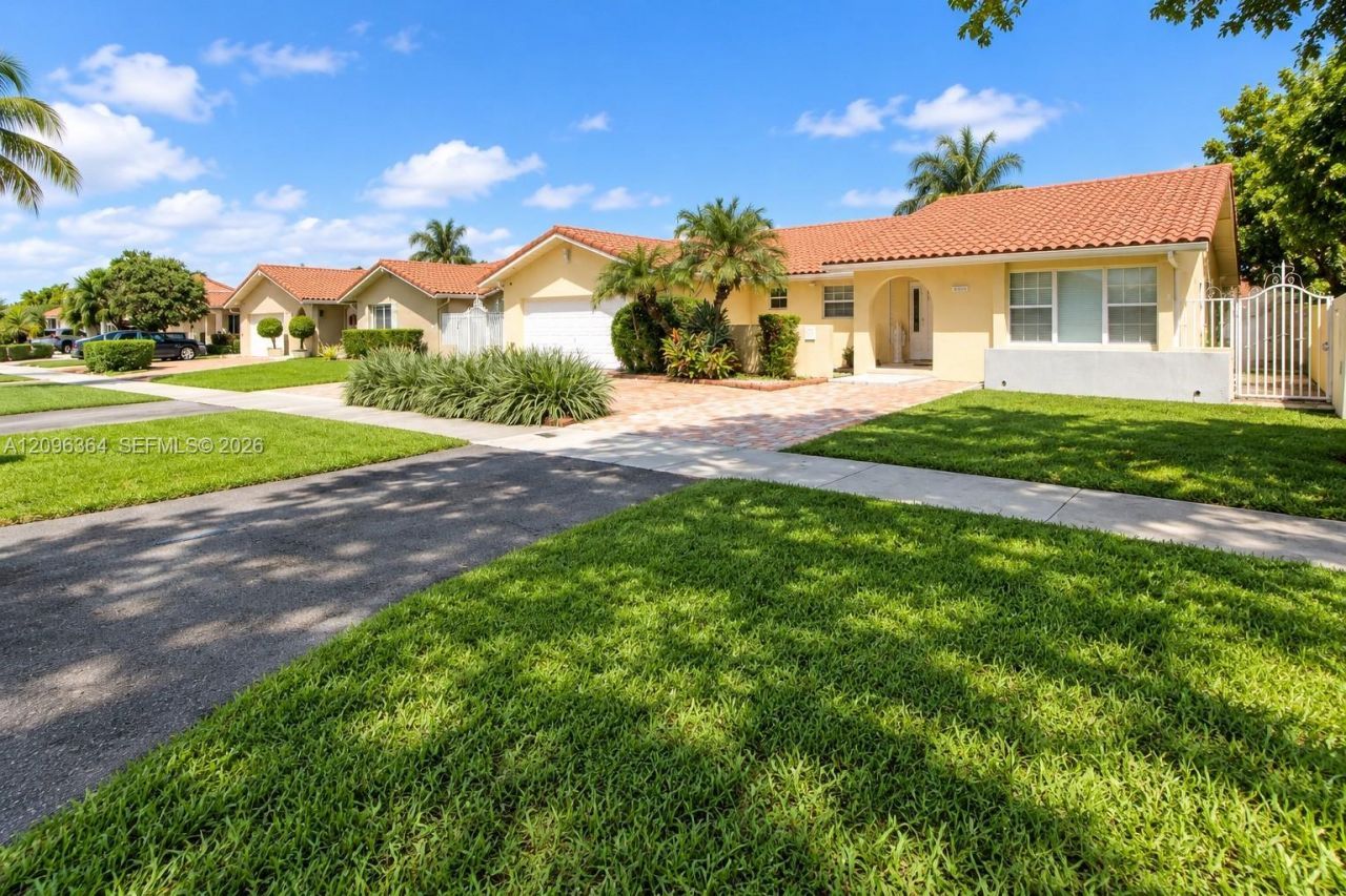 13211 SW 2nd St , Miami, FL 33184 Photo