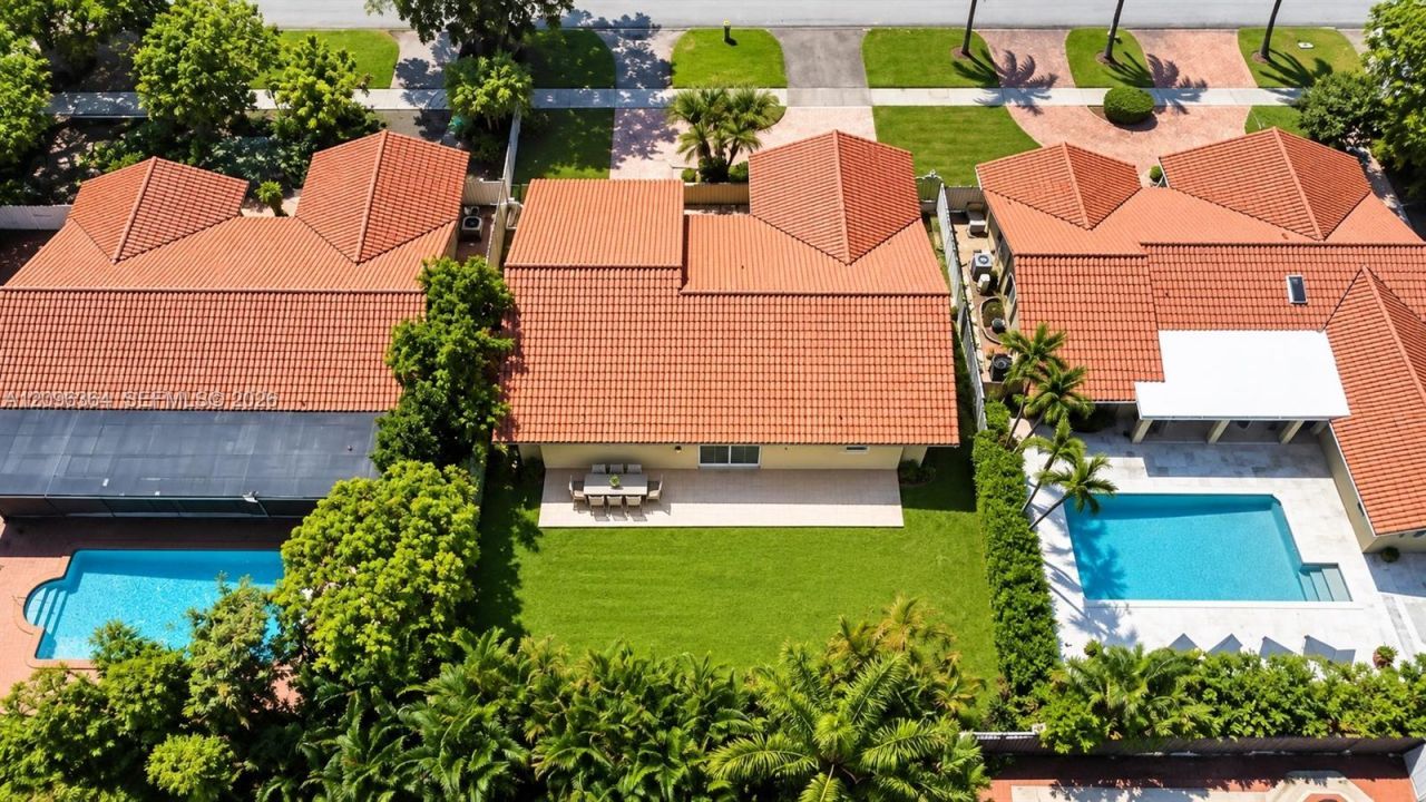 13211 SW 2nd St , Miami, FL 33184 Photo