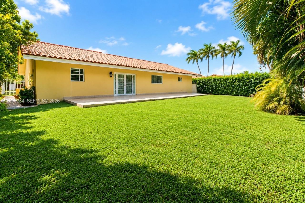 13211 SW 2nd St , Miami, FL 33184 Photo